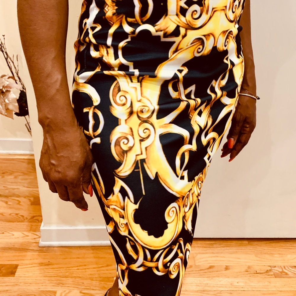 Black & Gold VERSAY High Waist Skirt